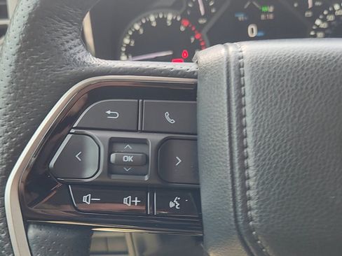 Used 2023 Toyota Tundra Limited AWD/4WD image 22