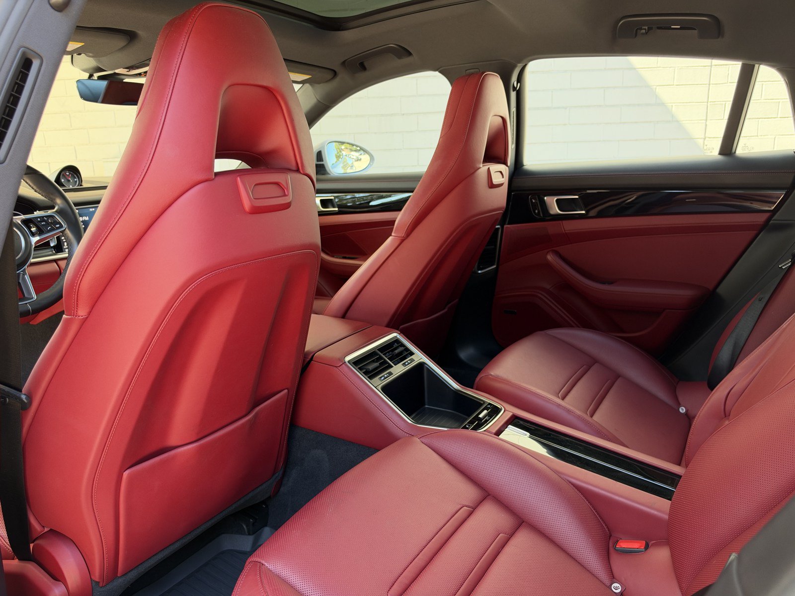 Used 2018 Porsche Panamera 4 AWD/4WD image 36