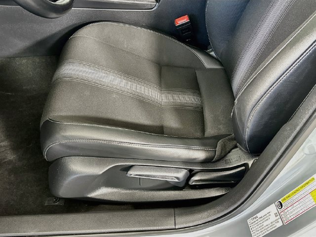 Used 2025 Honda Civic Sport image 25