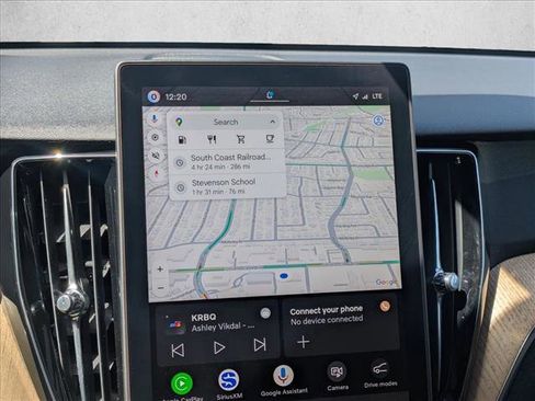 Certified 2026 Volvo XC60 B5 Plus w/ Protection Package Premier image 13