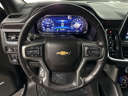 Used 2022 Chevrolet Tahoe Z71 w/ Luxury Package image 13