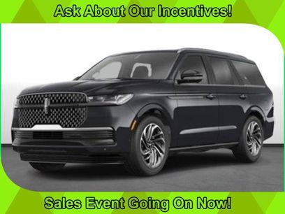 New 2025 Lincoln Navigator Reserve w/ Jet Appearance Package