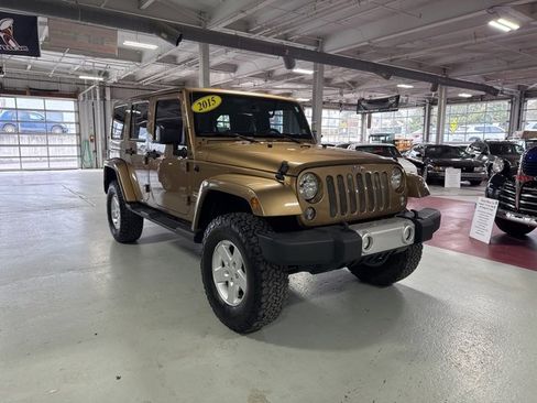 Used 2015 Jeep Wrangler Unlimited Sahara image 7