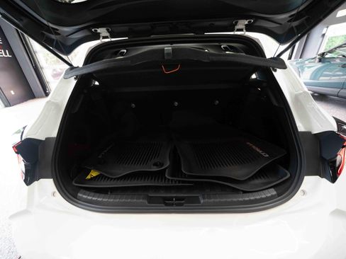 Used 2024 Toyota Corolla SE w/ SE Package FWD image 27