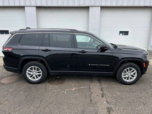Used 2022 Jeep Grand Cherokee L Laredo w/ Luxury Tech Group I AWD/4WD image 6