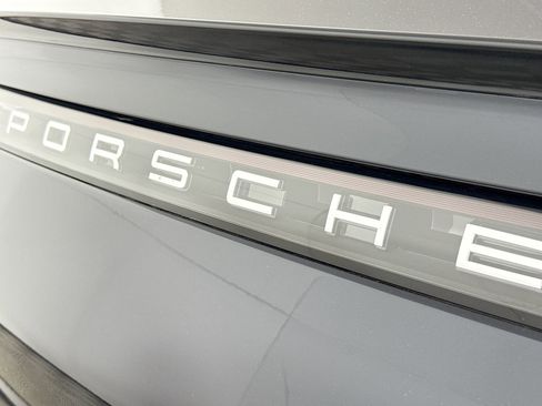 Certified 2021 Porsche Cayenne Turbo image 32