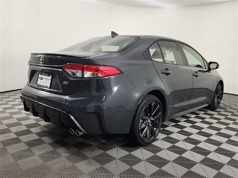 Used 2023 Toyota Corolla SE image 5