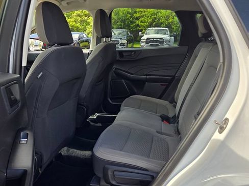 Used 2022 Ford Escape SE FWD image 10