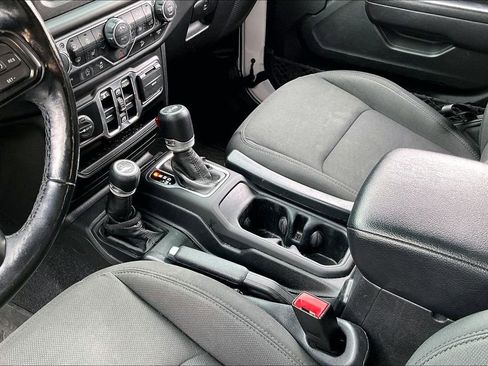 Used 2020 Jeep Wrangler Unlimited Sport S image 13