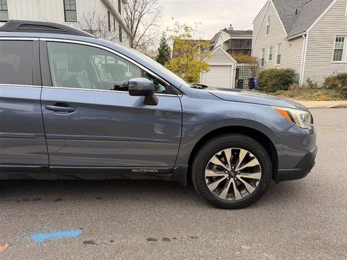 Used 2015 Subaru Outback 2.5i Limited image 5