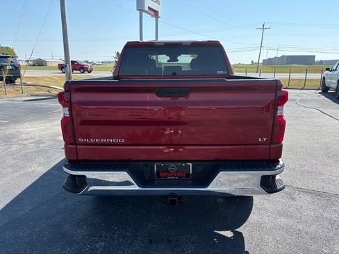 Used 2024 Chevrolet Silverado 1500 LT AWD/4WD image 5