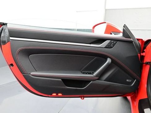 Certified 2025 Porsche 911 Carrera RWD image 7