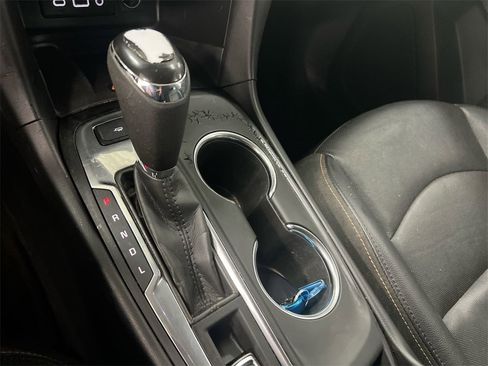 Used 2020 Chevrolet Equinox Premier image 16