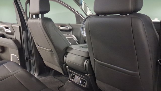 Used 2026 GMC Sierra 1500 SLT AWD/4WD image 16