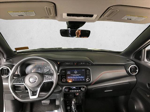 Used 2021 Nissan Kicks SR w/ Interior Electronics Package FWD image 9