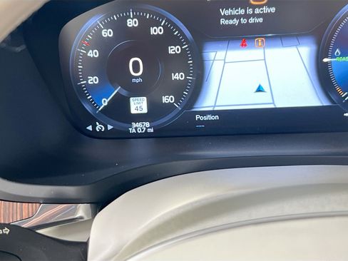 Used 2022 Volvo S60 T8 R-Design Expression w/ Premium Package image 12