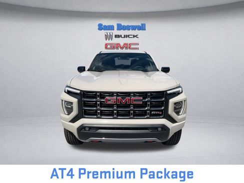 New 2026 GMC Canyon AT4 w/ AT4 Premium Package AWD/4WD image 3
