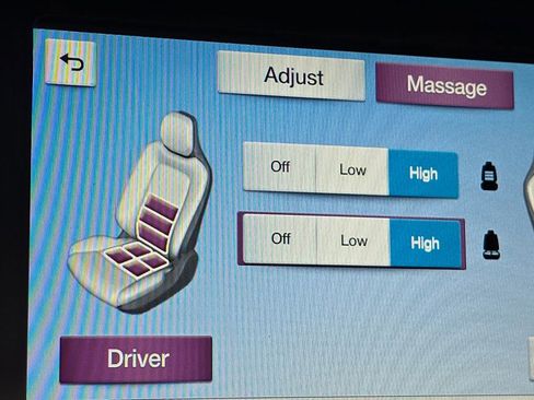 Used 2018 Ford Explorer Platinum image 11