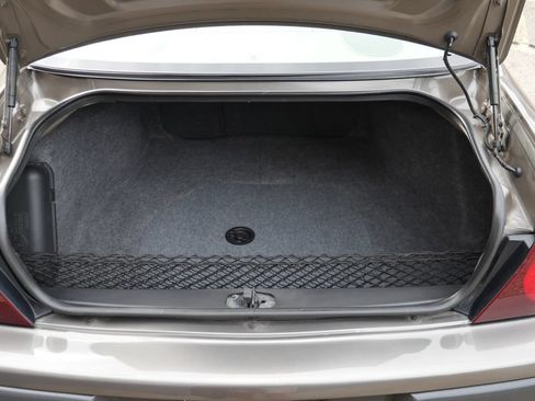 Used 2002 Chevrolet Impala LS w/ Seating Comfort Pkg FWD image 9