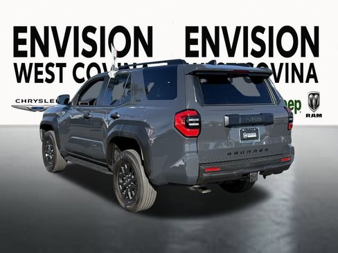 Used 2025 Toyota 4Runner SR5 image 7