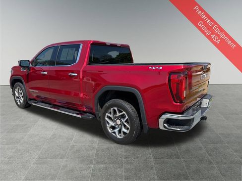 Used 2023 GMC Sierra 1500 SLT w/ SLT Premium Package AWD/4WD image 4