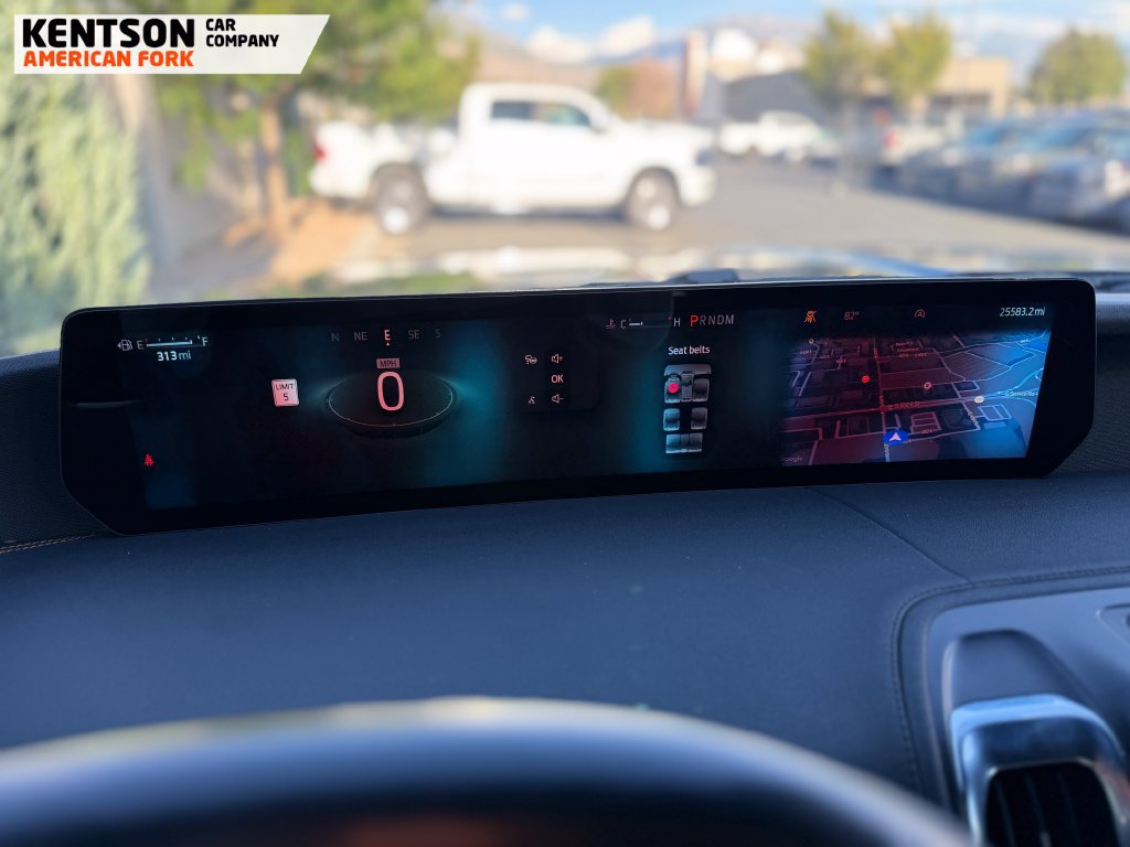 Used 2025 Ford Expedition Tremor AWD/4WD image 11