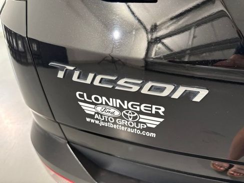Used 2023 Hyundai Tucson SEL w/ Convenience Package AWD/4WD image 9