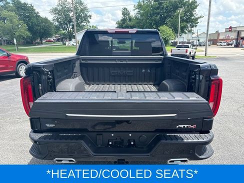 Used 2025 GMC Sierra 1500 AT4 w/ AT4 Premium Package AWD/4WD image 9