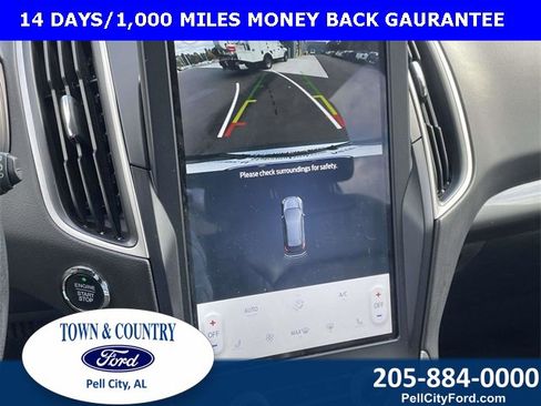 Certified 2023 Ford Edge SEL image 11