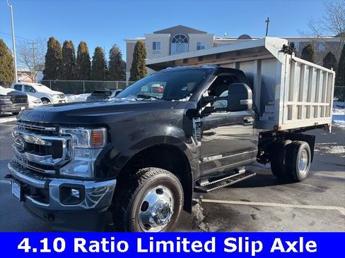 Used 2022 Ford F350 XLT w/ XLT Value Package image 3