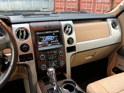 Used 2014 Ford F150 Lariat w/ Equipment Group 502A Luxury image 6