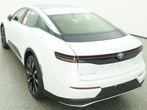New 2026 Toyota Crown Platinum AWD/4WD image 6