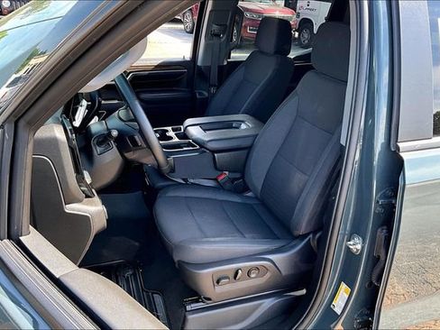 Used 2025 Chevrolet Silverado 1500 LT w/ Safety Package AWD/4WD image 18
