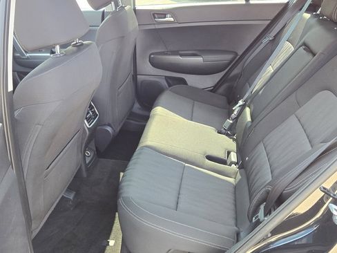 Used 2022 Kia Sportage LX FWD image 17