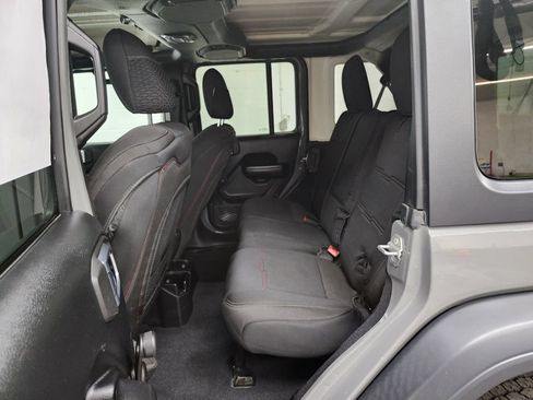 Used 2018 Jeep Wrangler Unlimited Sport AWD/4WD image 22