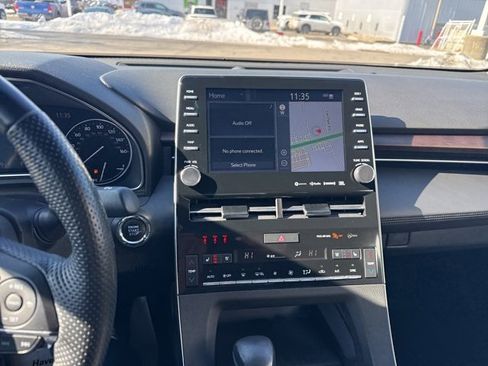 Used 2022 Toyota Avalon Limited w/ Advanced Safety Package image 19
