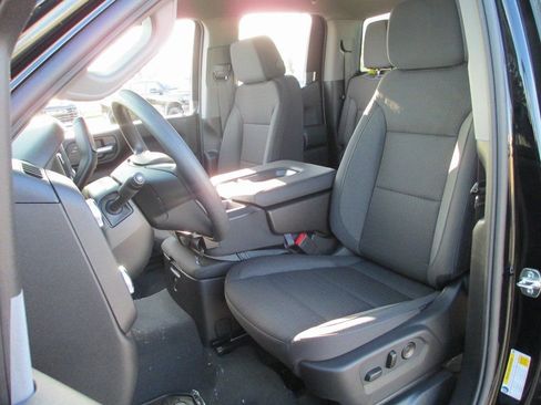 New 2026 GMC Sierra 1500 Pro w/ Graphite Edition AWD/4WD image 11