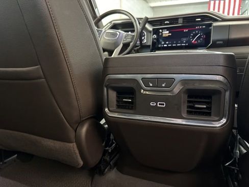 Used 2024 GMC Sierra 2500 Denali w/ Denali Reserve Package image 22