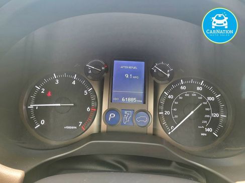 Used 2018 Lexus GX 460 Premium w/ Premium Package AWD/4WD image 27
