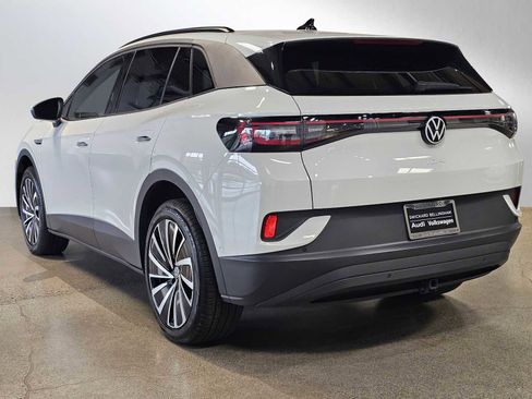 Used 2025 Volkswagen ID.4 Pro AWD/4WD image 5