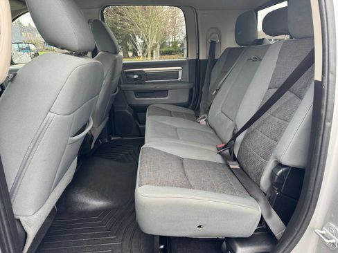 Used 2013 RAM 2500 SLT w/ Luxury Group image 7