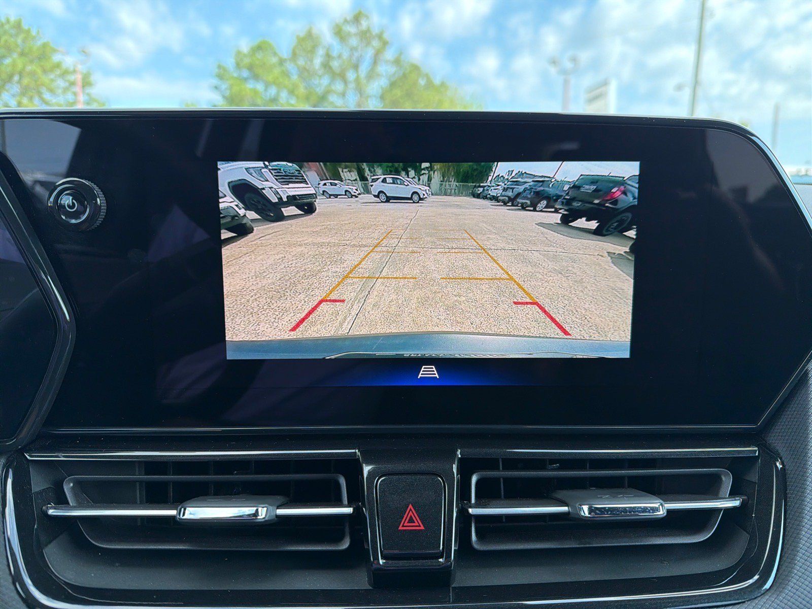 Used 2024 Chevrolet TrailBlazer RS FWD image 20