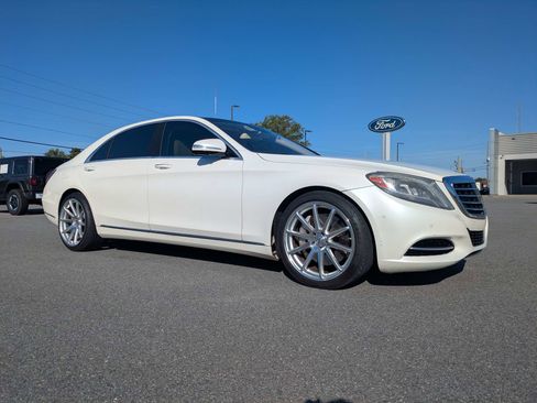 Used 2015 Mercedes-Benz S 550 Sedan image 2
