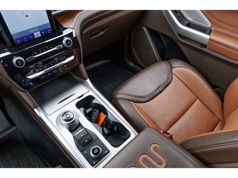 Used 2023 Ford Explorer King Ranch w/ Technology Package AWD/4WD image 29