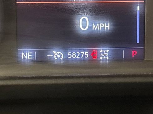 Used 2022 Chevrolet Silverado 2500 LT w/ Convenience Package image 19