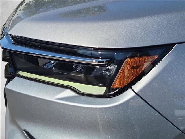Used 2025 Honda Pilot Touring image 9