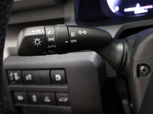 Used 2025 Toyota 4Runner TRD Off-Road Premium w/ Tow Technology Package AWD/4WD image 27