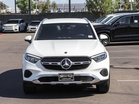 Used 2025 Mercedes-Benz GLC 300 image 2