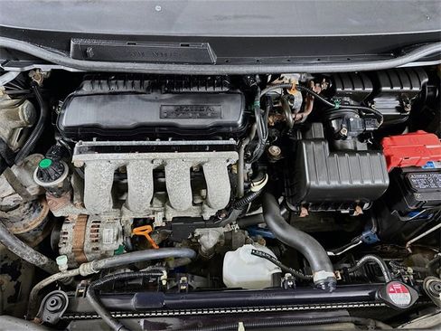 Used 2013 Honda Fit Sport image 30