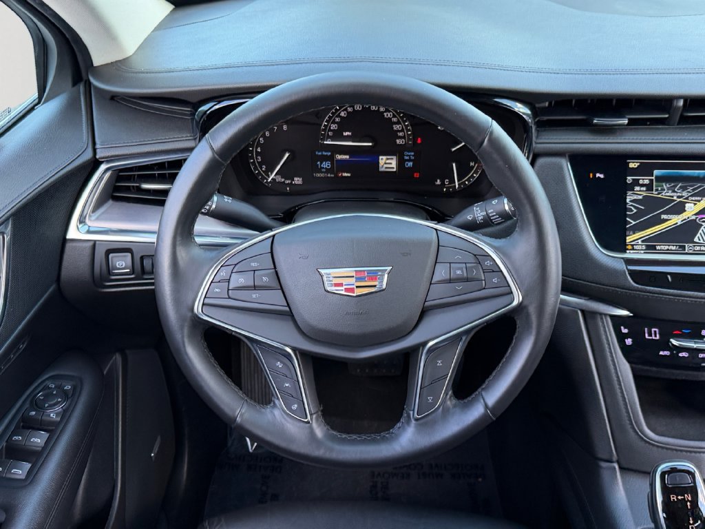 Used 2018 Cadillac XT5 Premium Luxury AWD/4WD image 16